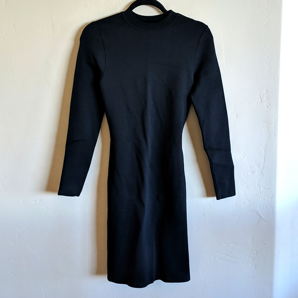 NWT Alice + Olivia Reversable Knit Little Black Dress